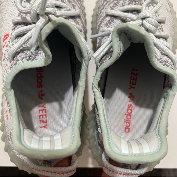 Yeezy Boost 350 Blue Tint - Picture 5 of 12